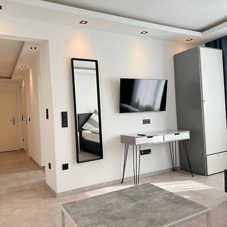 Aparts House - Balkon-Wifi-Kitchen เอสเซน ภายนอก รูปภาพ