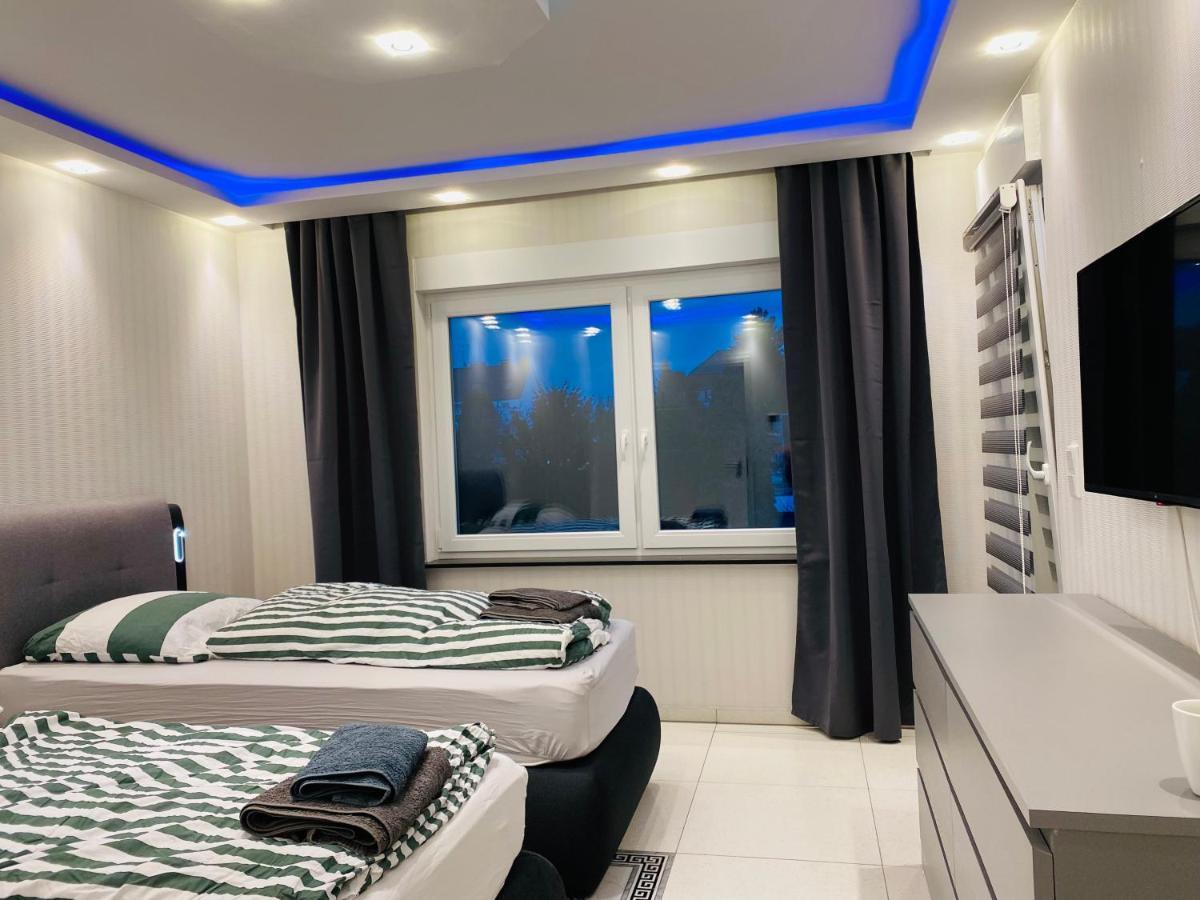 Aparts House - Balkon-Wifi-Kitchen เอสเซน ภายนอก รูปภาพ