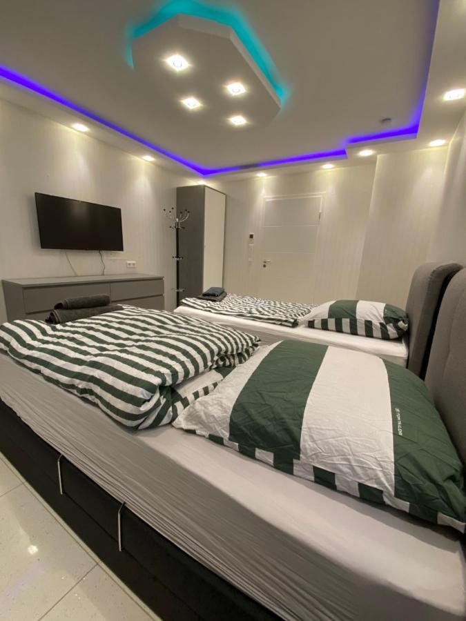 Aparts House - Balkon-Wifi-Kitchen เอสเซน ภายนอก รูปภาพ